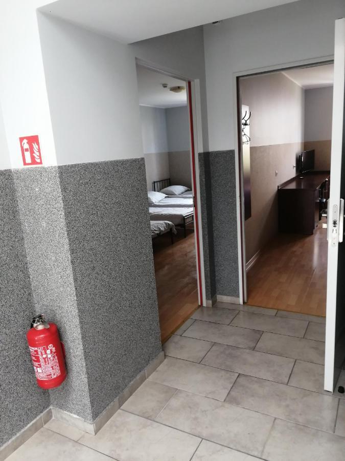 Pokoje Goscinne Z Prywatna Lazienka Dla Firm Gliwice Exterior foto